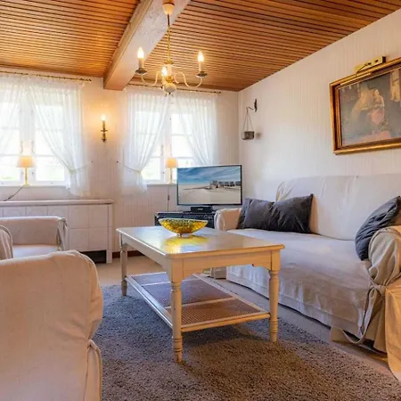 Haus Husen Id 430 * Poppenbull